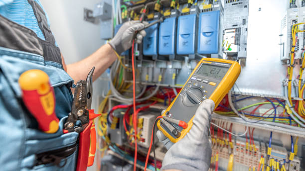 Best Affordable Emergency Electrician  in Sandy Springs, GA